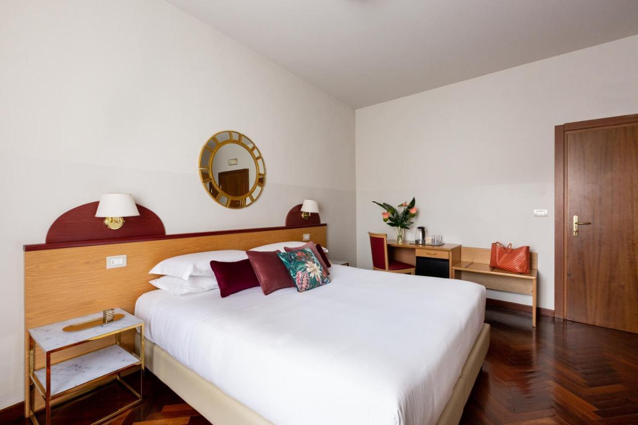 Aramis Deluxe Rooms Florence Luaran gambar